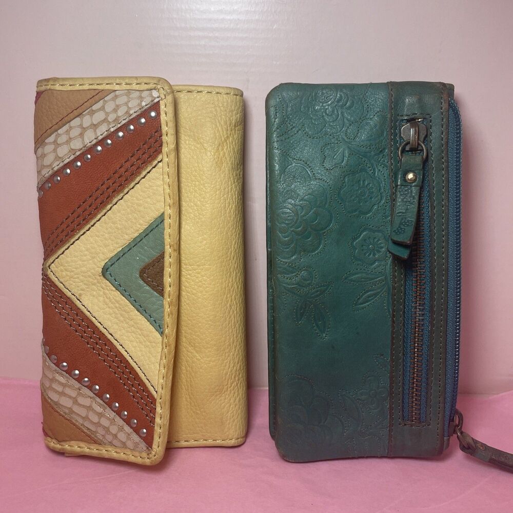 2 Vintage Fossil Clutch Wallet Olive Green Yellow Patches Tooled Y2K See Flawed